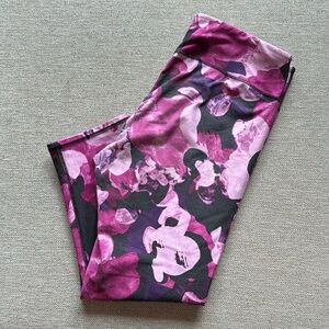Fabletics Leggings - Pink floral size L capri length